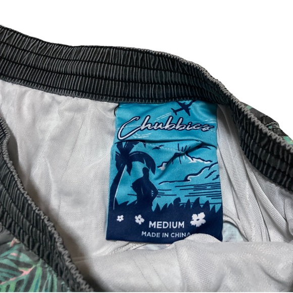 Chubbies Palm Leaves Shorts 5” Men’s size Medium in Black and Green - Picture 4 of 6